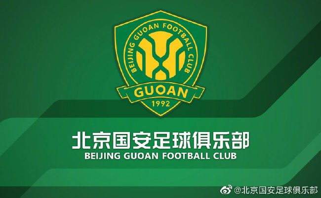 ScreenX通过将画面投射到影厅两侧墙壁，创建出270°三面银幕的全景观影环境